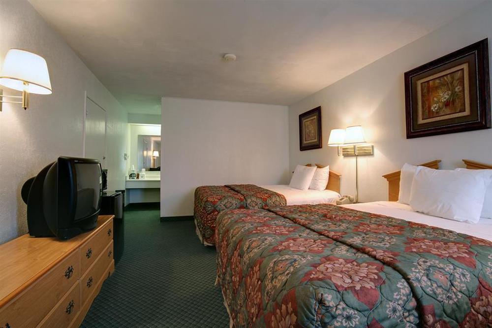 Americas Best Value Inn Uvalde Cameră foto