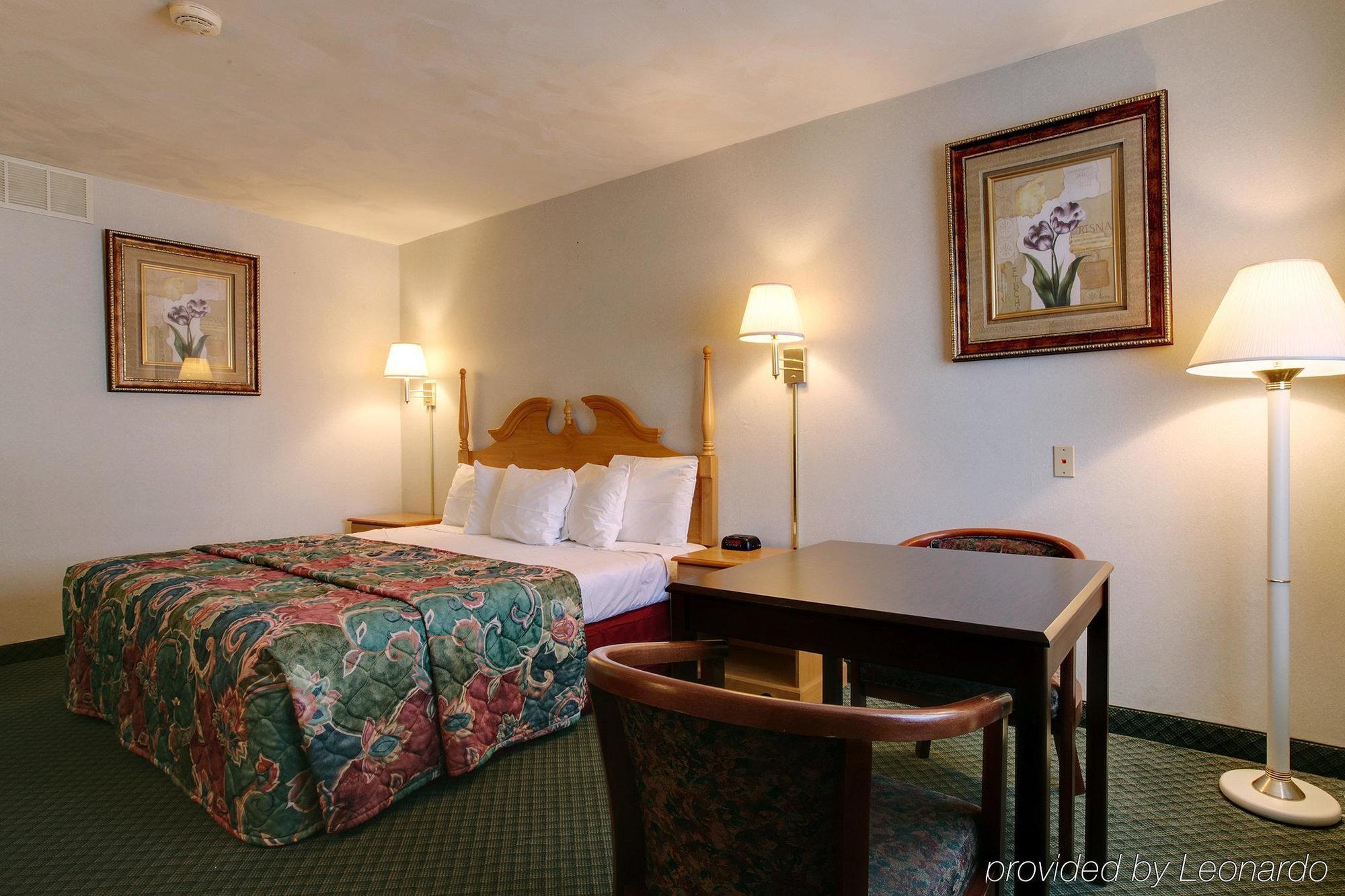 Americas Best Value Inn Uvalde Cameră foto